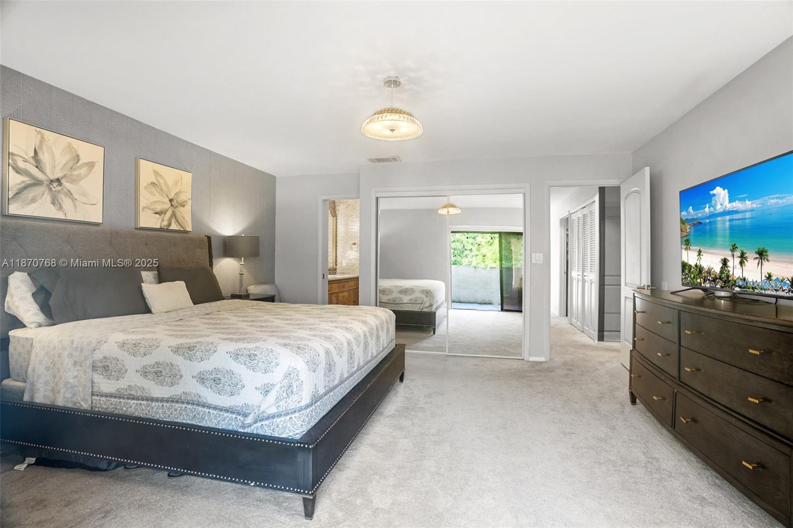 FOUNTAINS OF JACARANDA CO - Residential