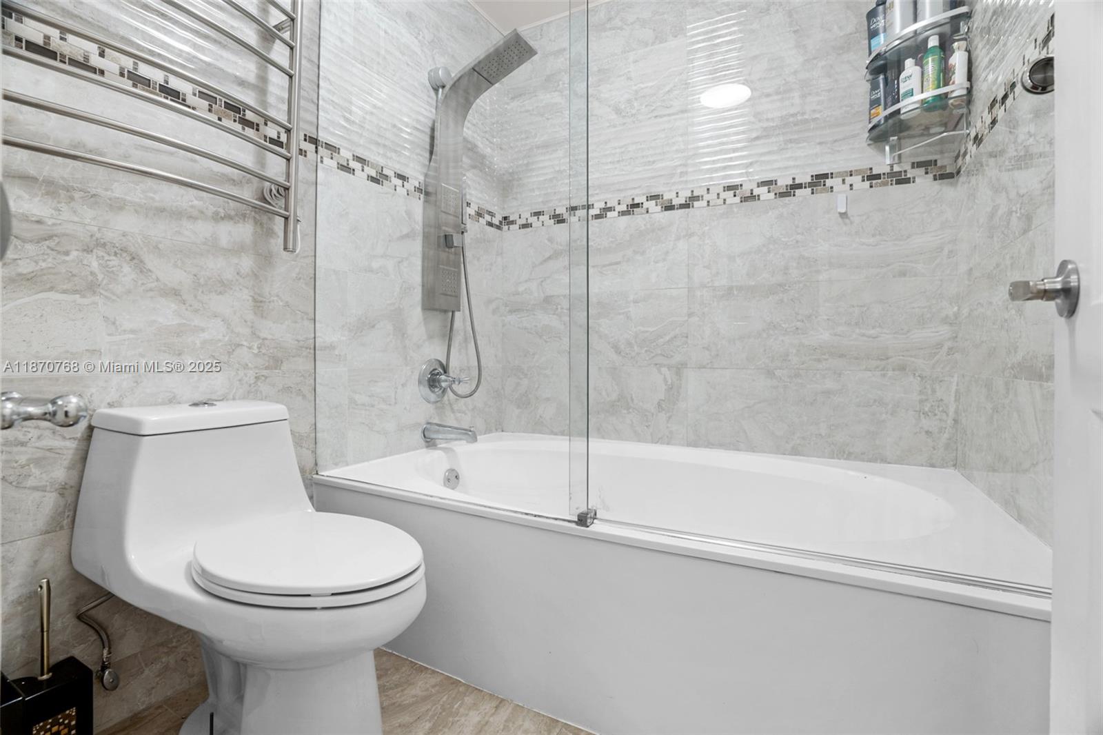 FOUNTAINS OF JACARANDA CO - Residential