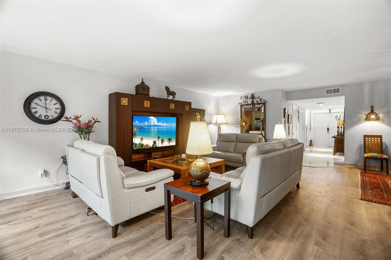 FOUNTAINS OF JACARANDA CO - Residential