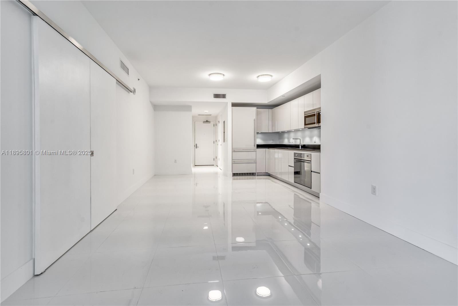 1010 Brickell Ave 3908