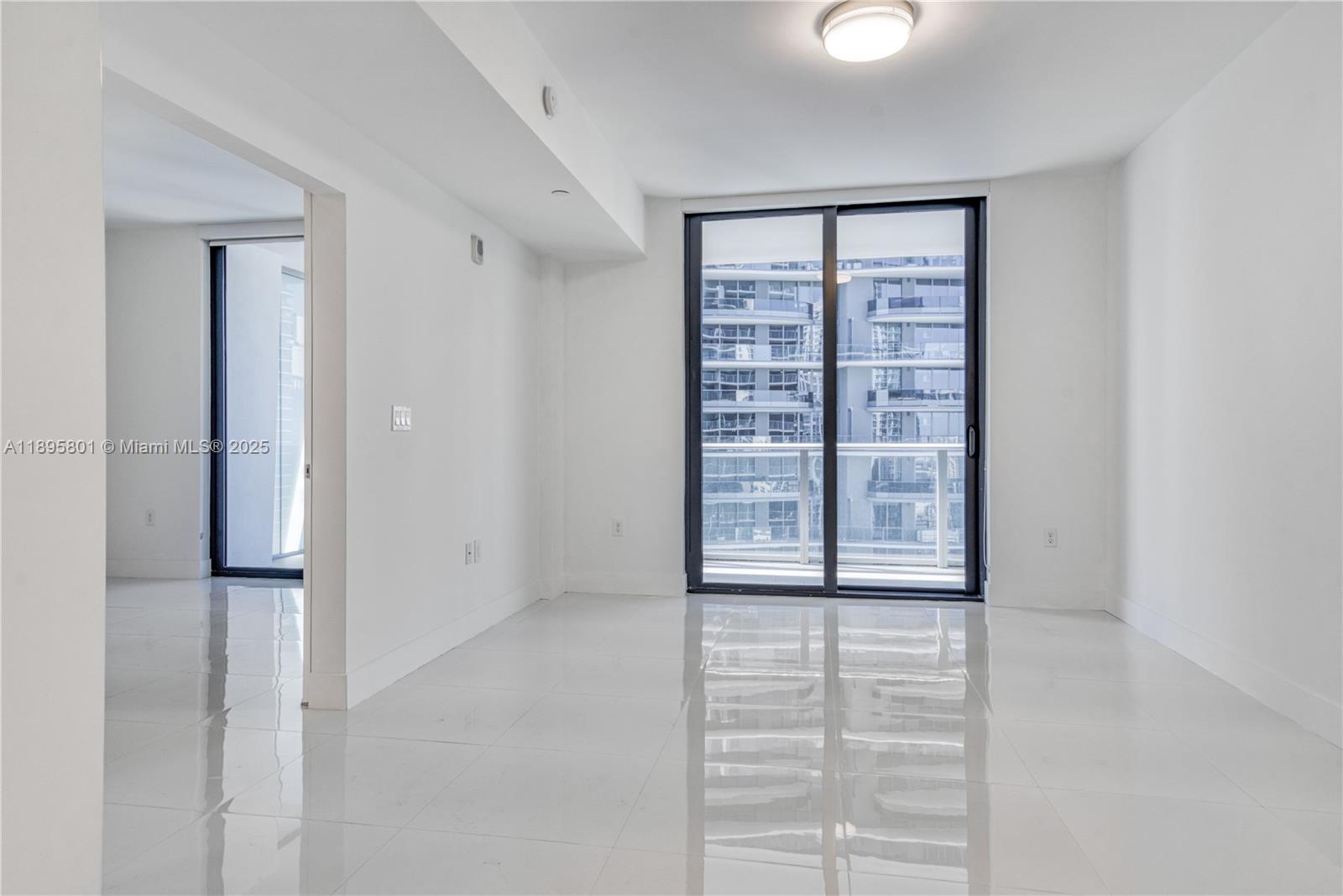 1010 BRICKELL CONDO - Residential Lease