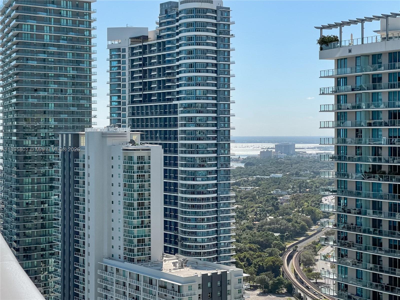 1010 Brickell Ave 3908