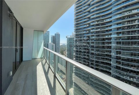 1010 Brickell Ave 3908 Miami FL 33131