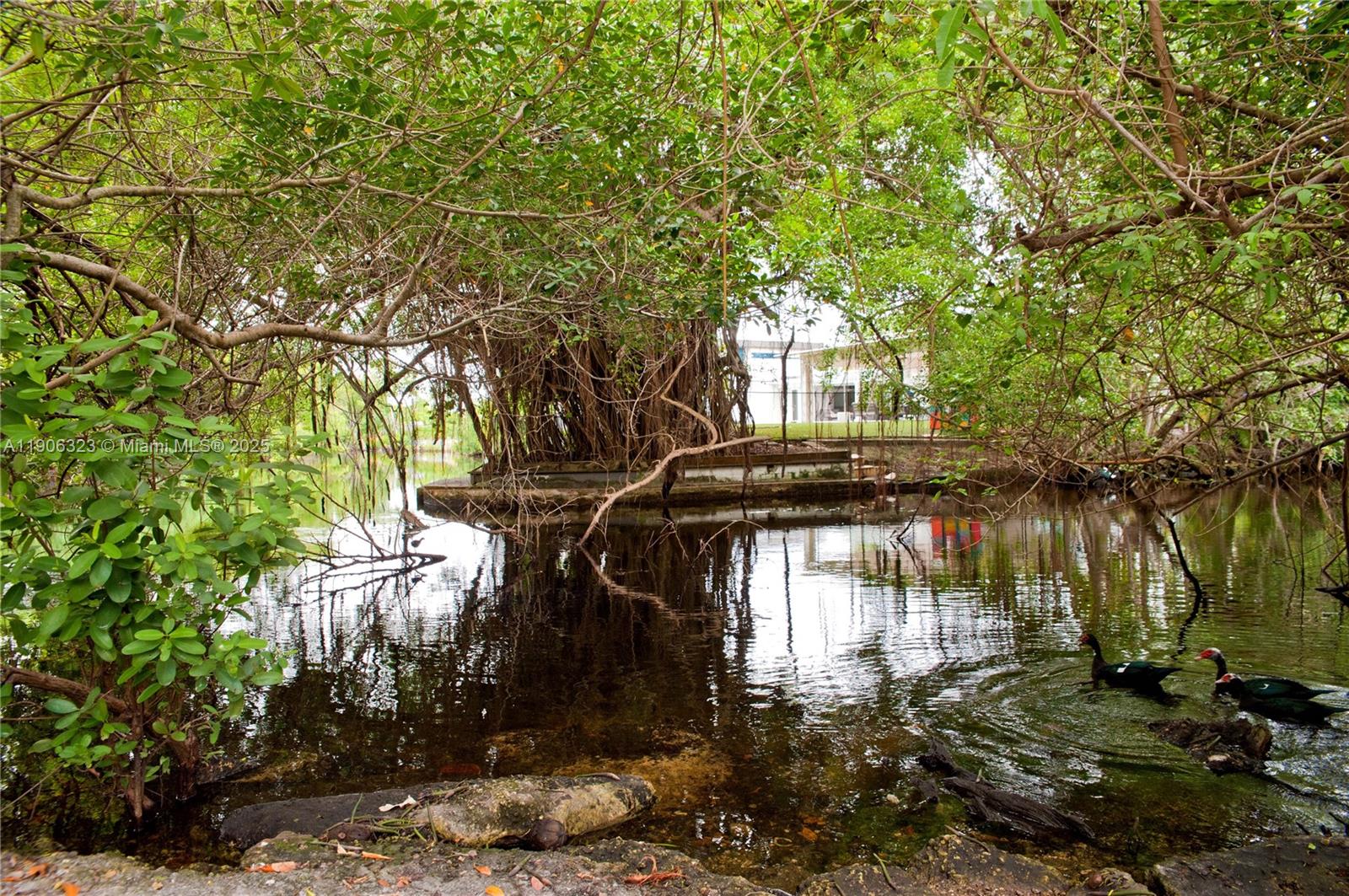 RIVERWOOD SEC 3 - Residential Lease