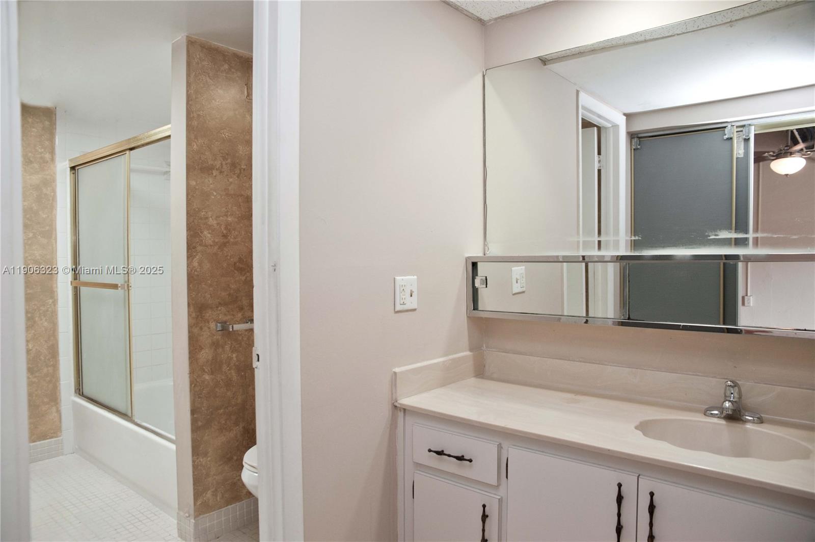 RIVERWOOD SEC 3 - Residential Lease