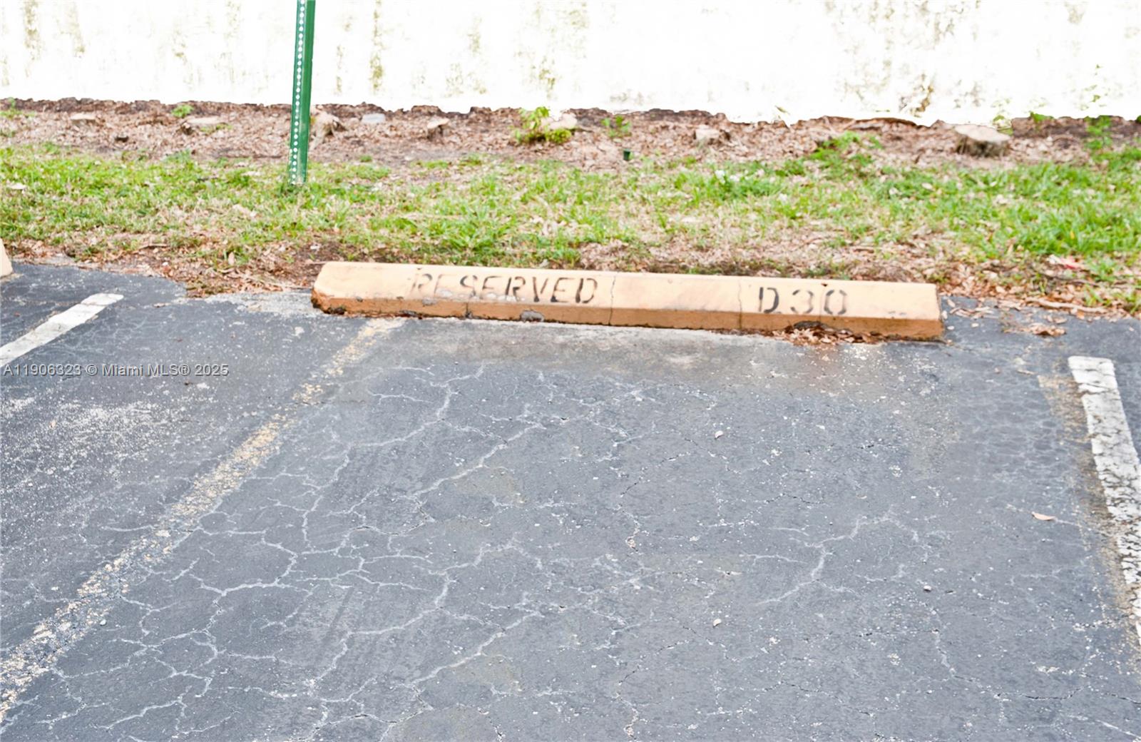 RIVERWOOD SEC 3 - Residential Lease