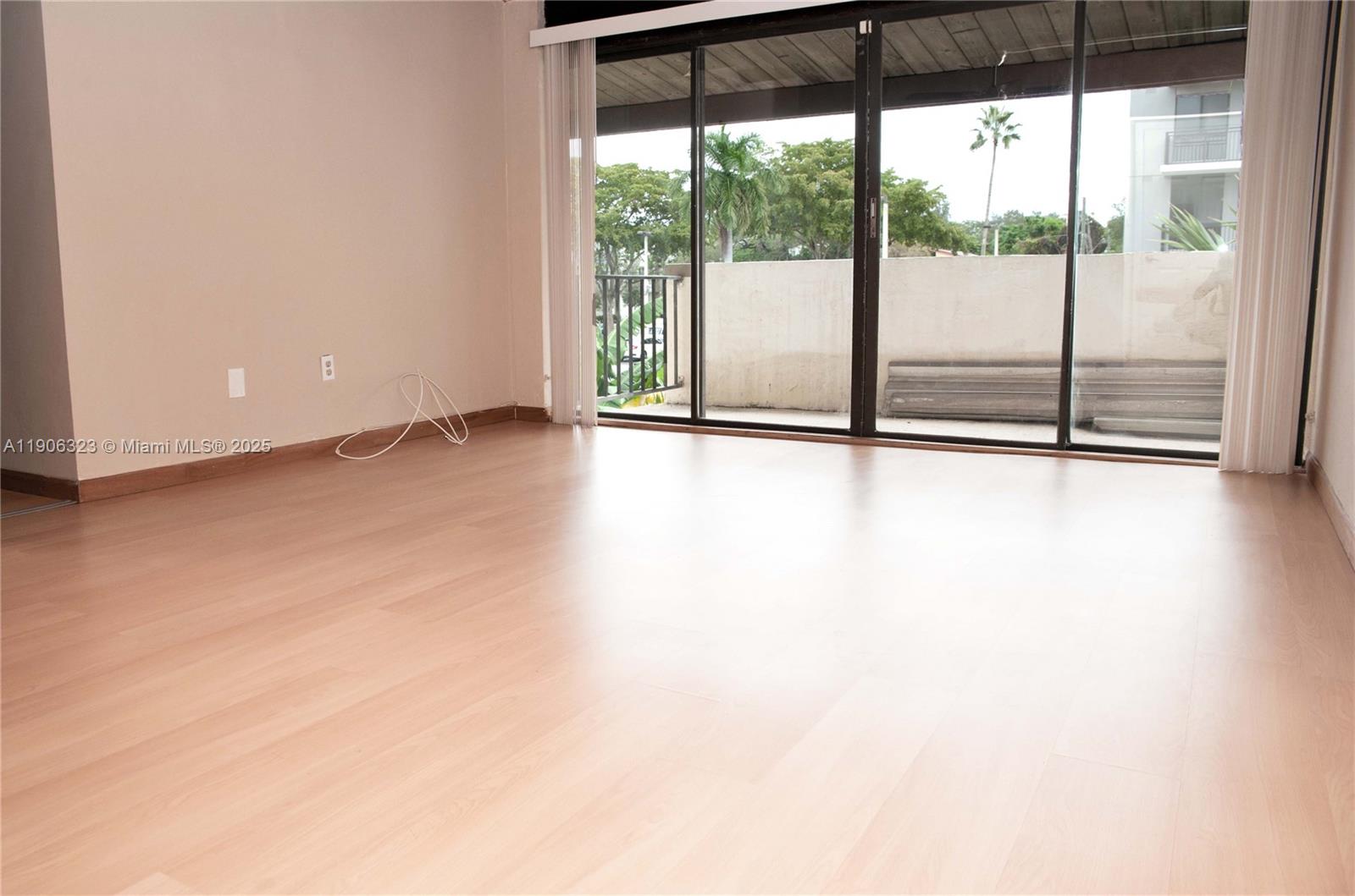 RIVERWOOD SEC 3 - Residential Lease