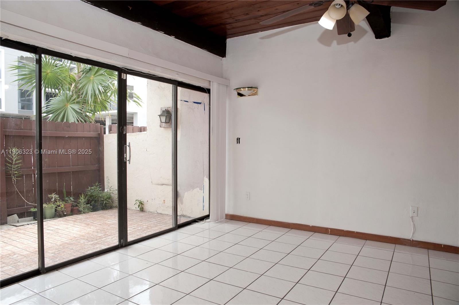 RIVERWOOD SEC 3 - Residential Lease