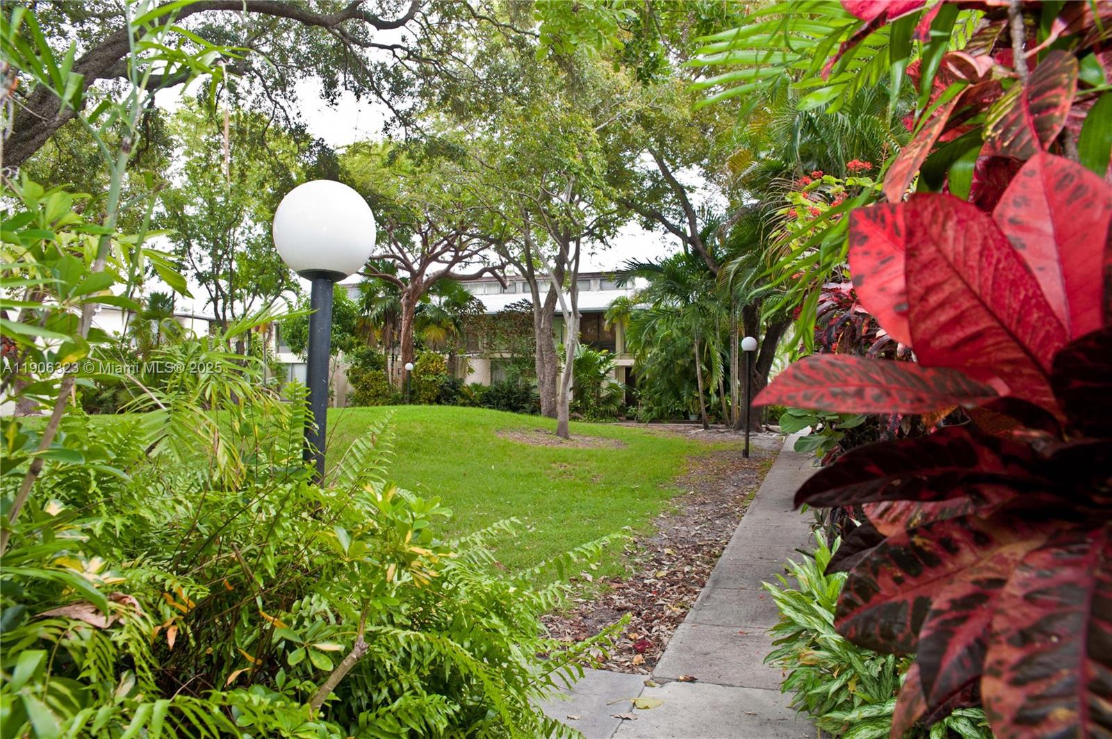 RIVERWOOD SEC 3 - Residential Lease