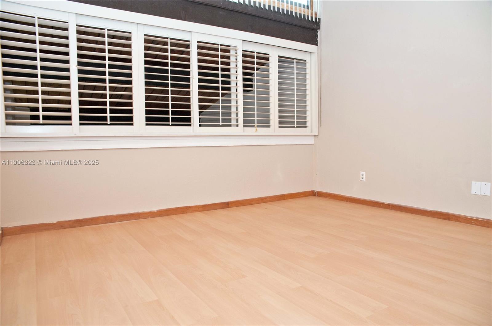 RIVERWOOD SEC 3 - Residential Lease