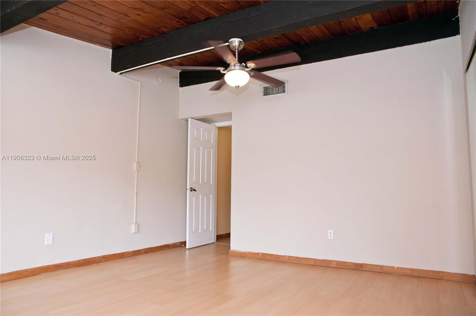 RIVERWOOD SEC 3 - Residential Lease