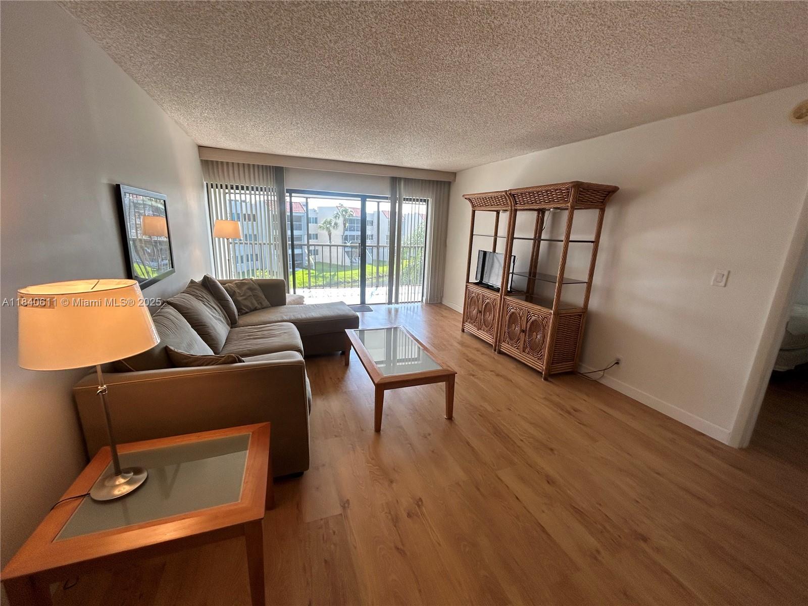Bright & Beautiful 2-Bedroom Condo in Prestigious Weston!
Canal-front living in this fully furnished, move-in-ready 2-bedroom, 2-bathroom condo located in one of Weston’s most desirable neighborhoods. This light-filled home features tile and wood flooring, a spacious primary bedroom with closet, additional closet space, updated vertical washer/dryer. Screened balcony.
Situated in a top-rated school district. Access to the Bonaventure Town Center Club, offering resort-style amenities including a pool, tennis courts, gym, racquetball, indoor skating, a library, and more.