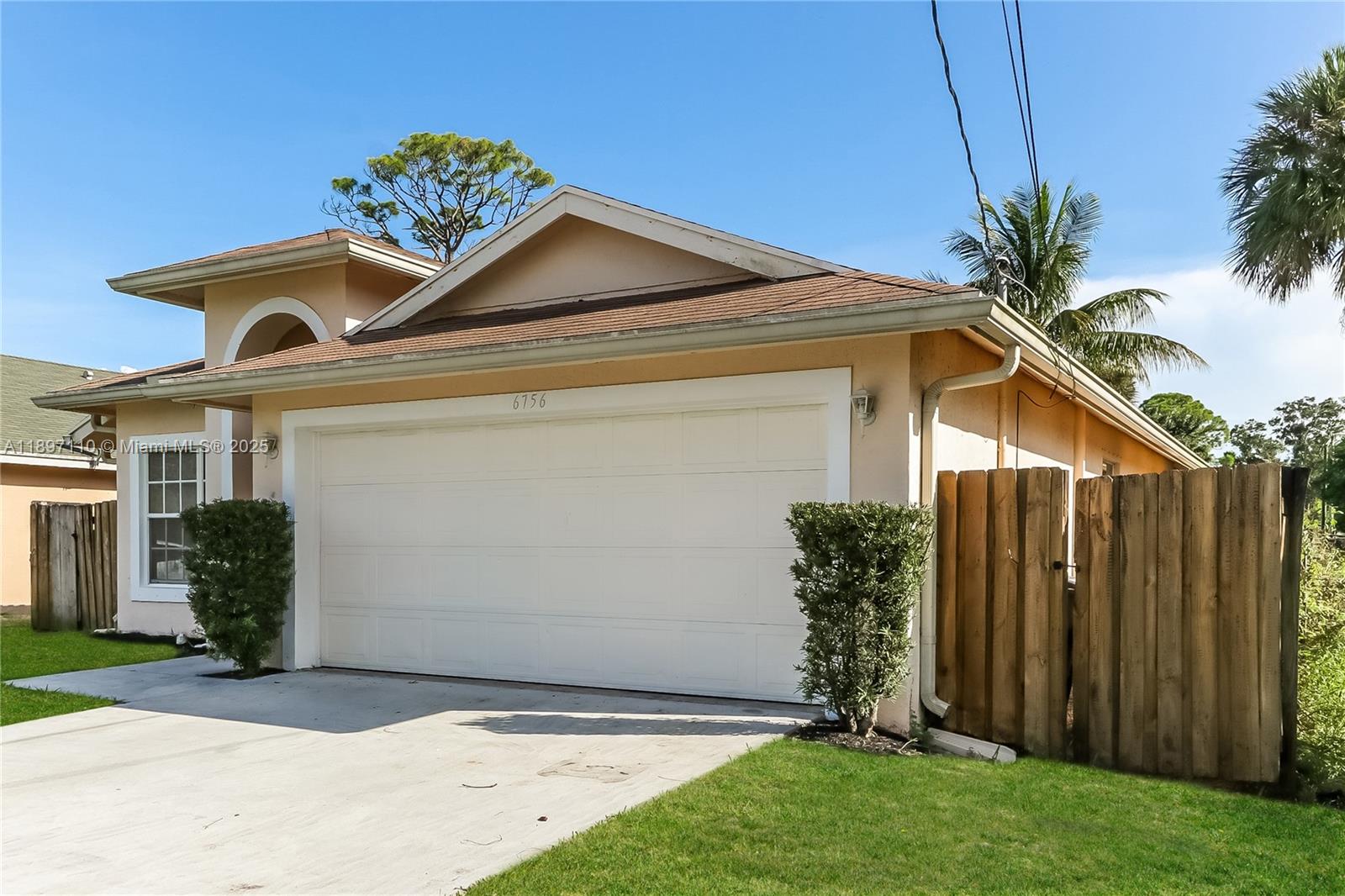 ABYSSINIA PARK - Residential Lease