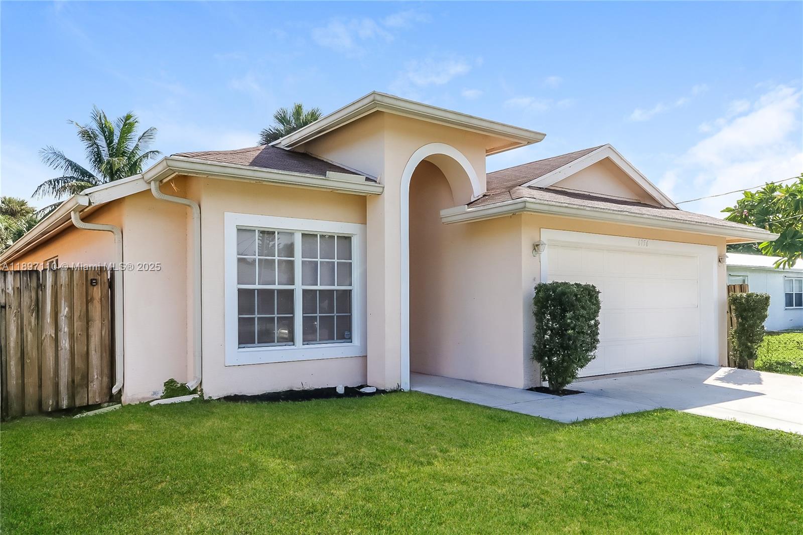 ABYSSINIA PARK - Residential Lease
