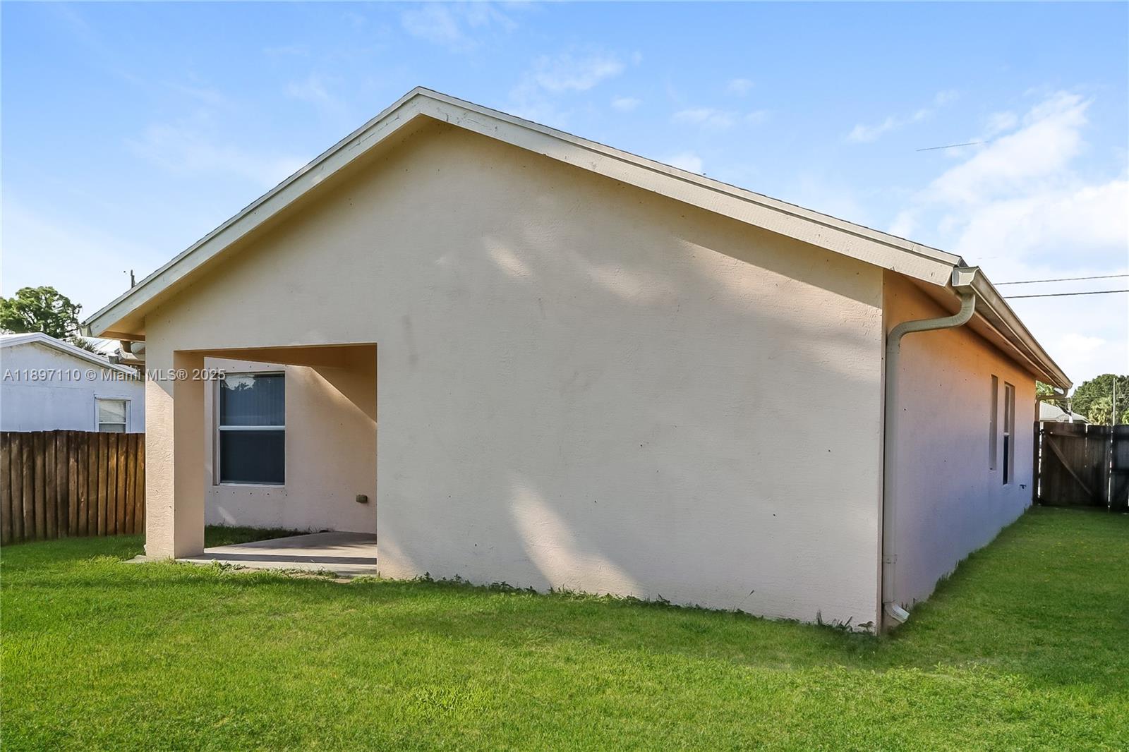 ABYSSINIA PARK - Residential Lease