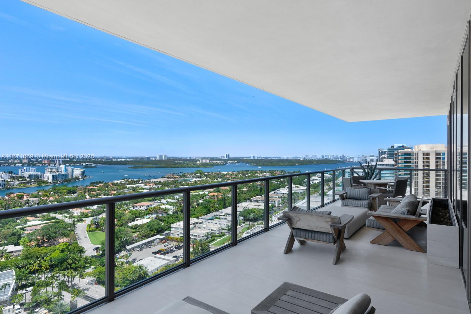 BAL HARBOUR NORTH SOUTH C - Residential