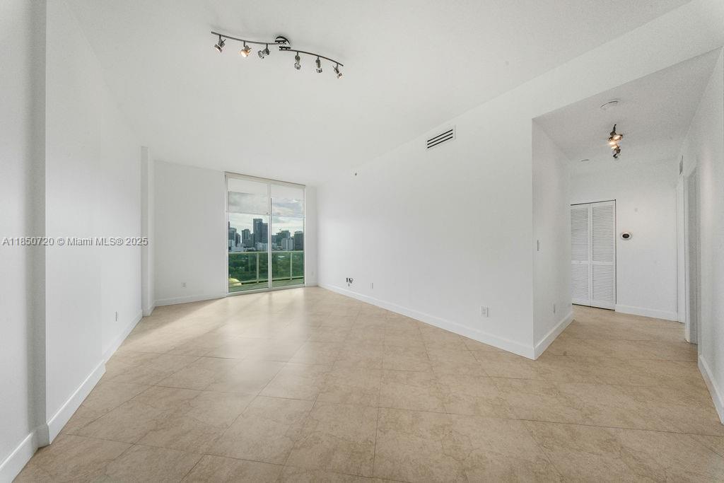 2525 SW 3rd Ave 1008