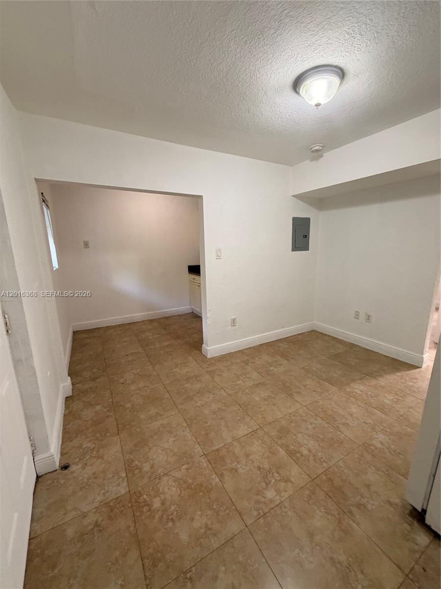 MIAMI NORTH - Residential Lease