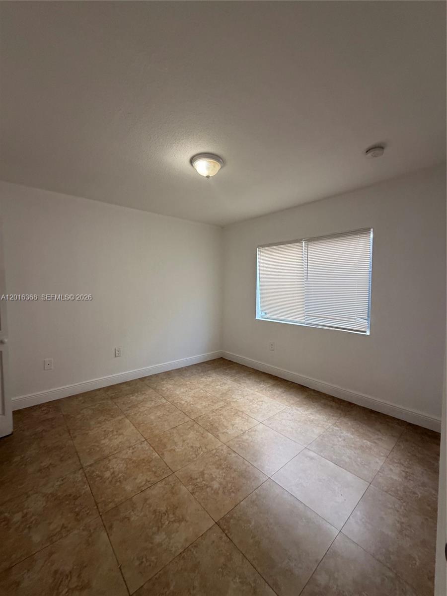 MIAMI NORTH - Residential Lease
