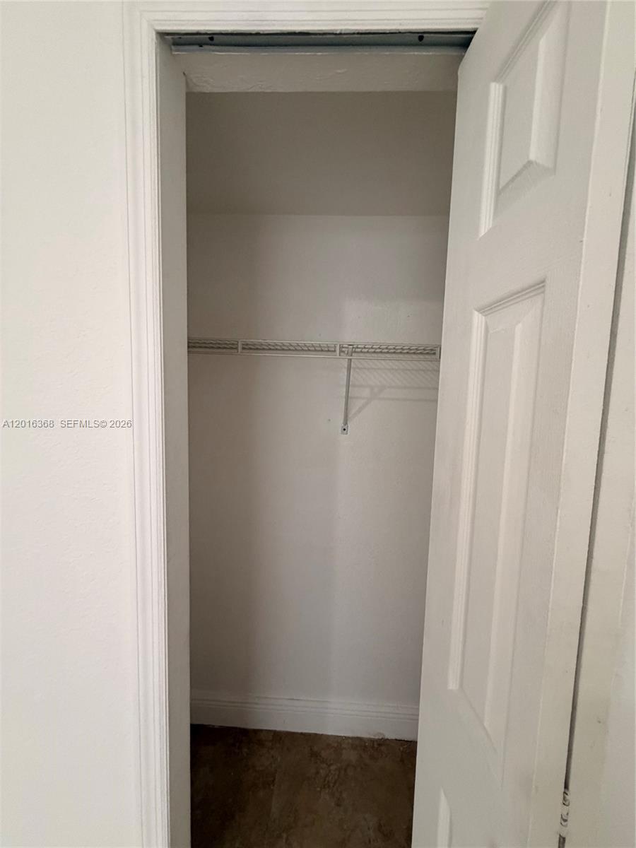 MIAMI NORTH - Residential Lease