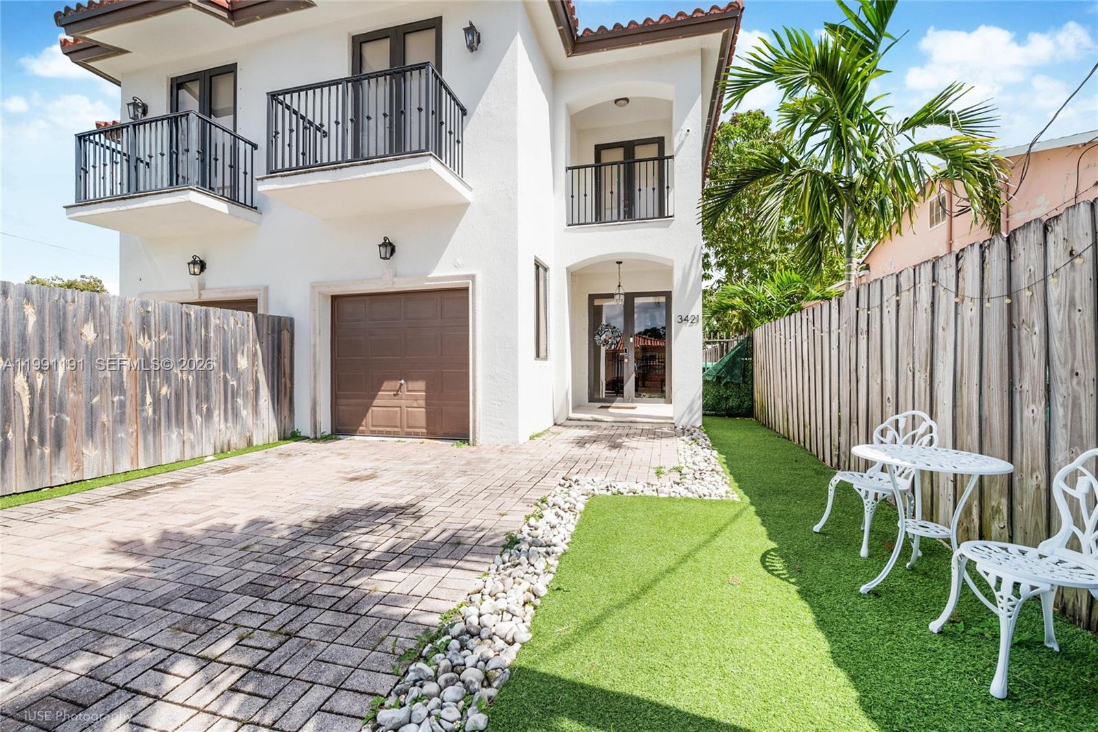 3421 SW 13th Ter 3421