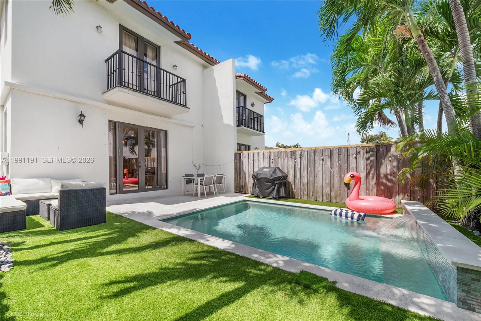 3421 SW 13th Ter 3421