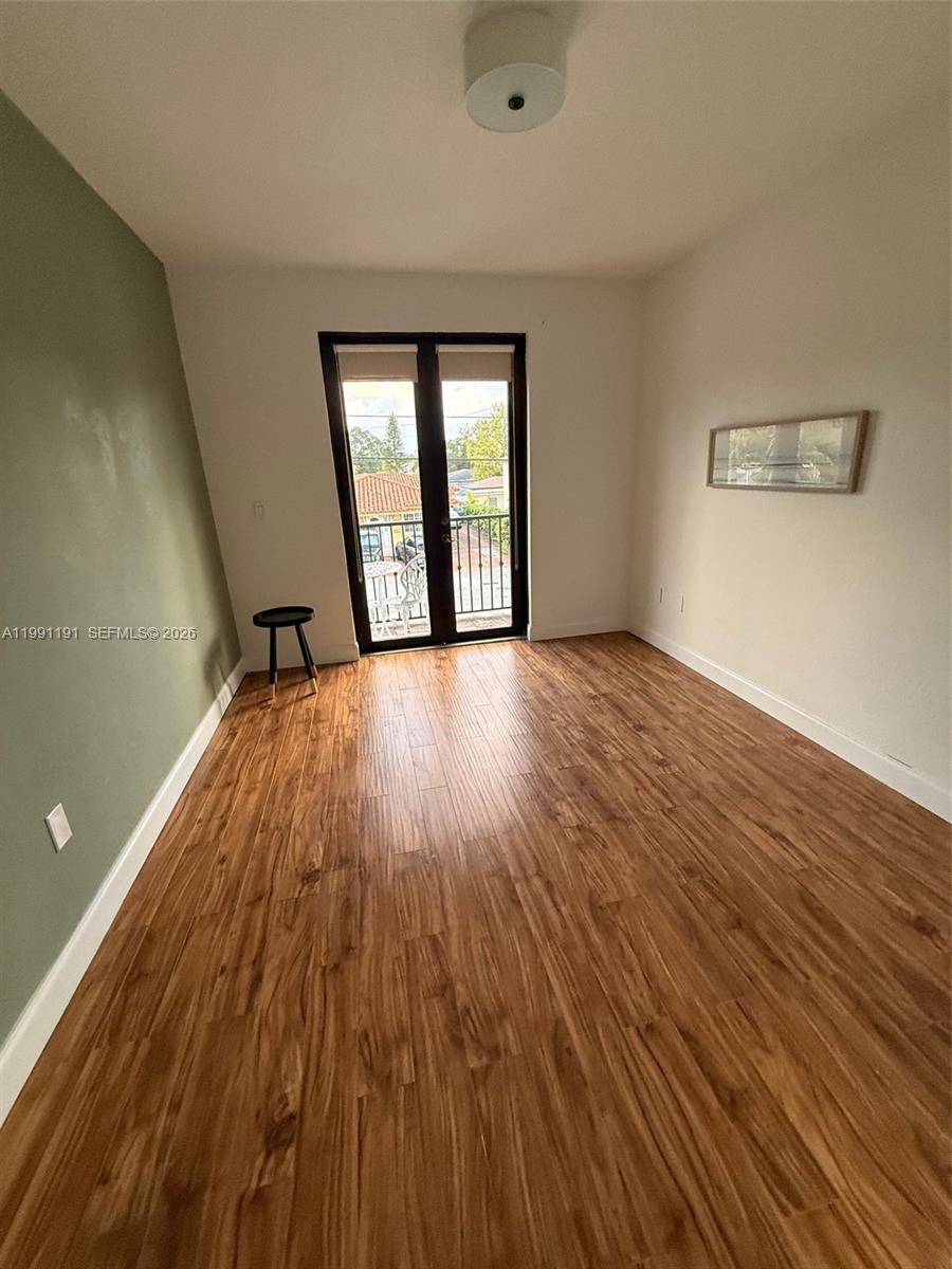 ENGLEWOOD PB 7-38 - Residential Lease