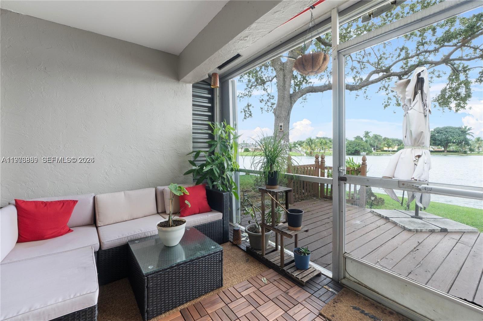 LAKEWOOD EAST SEC 1 - Residential