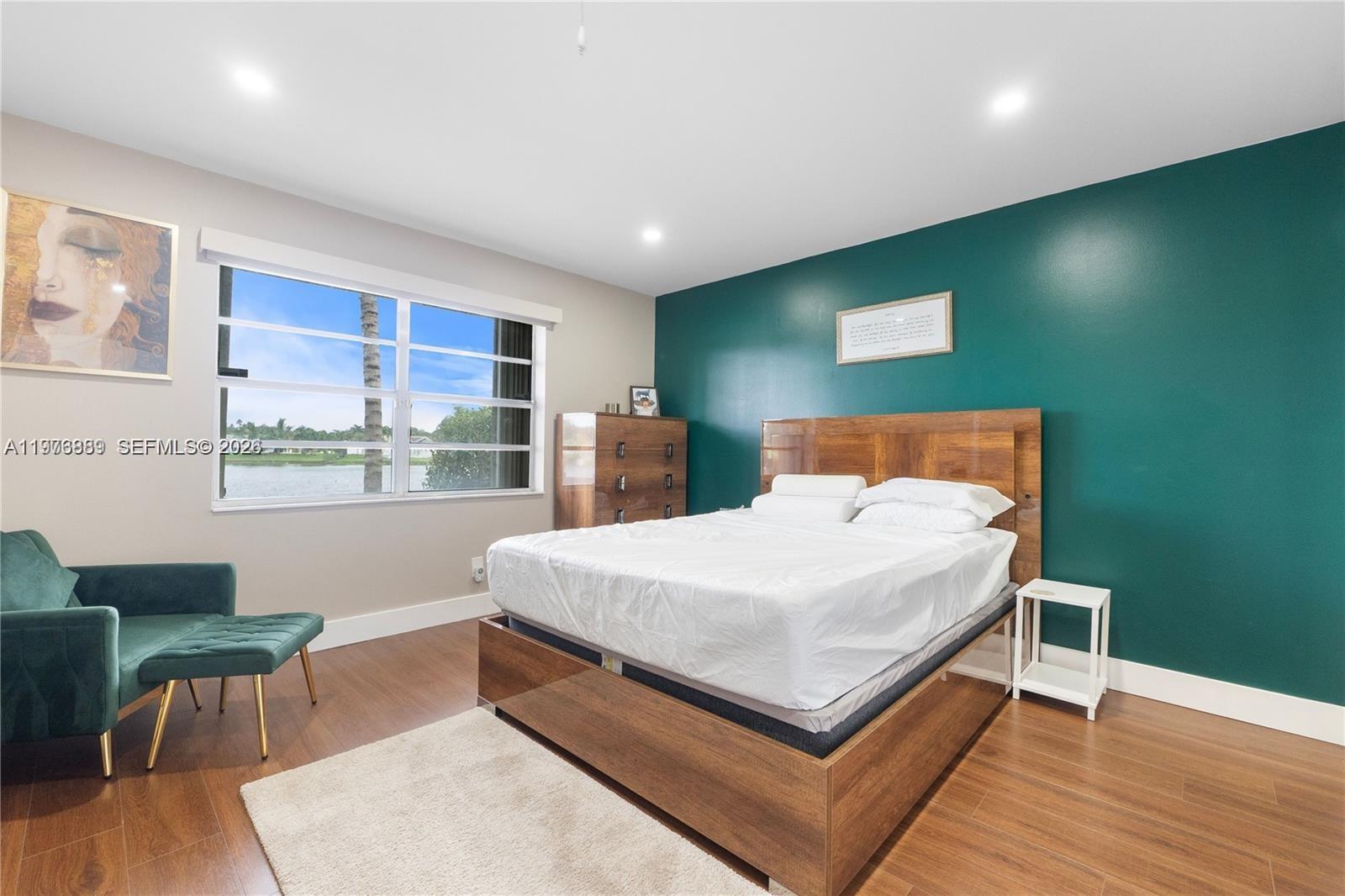 LAKEWOOD EAST SEC 1 - Residential