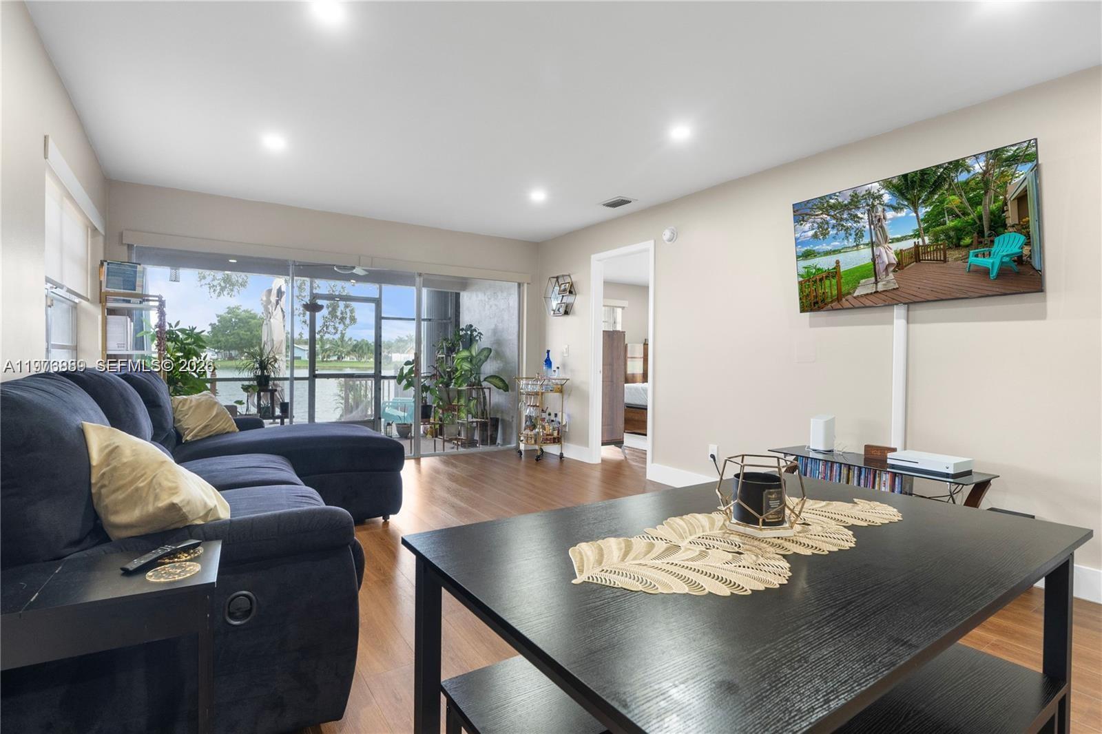 LAKEWOOD EAST SEC 1 - Residential