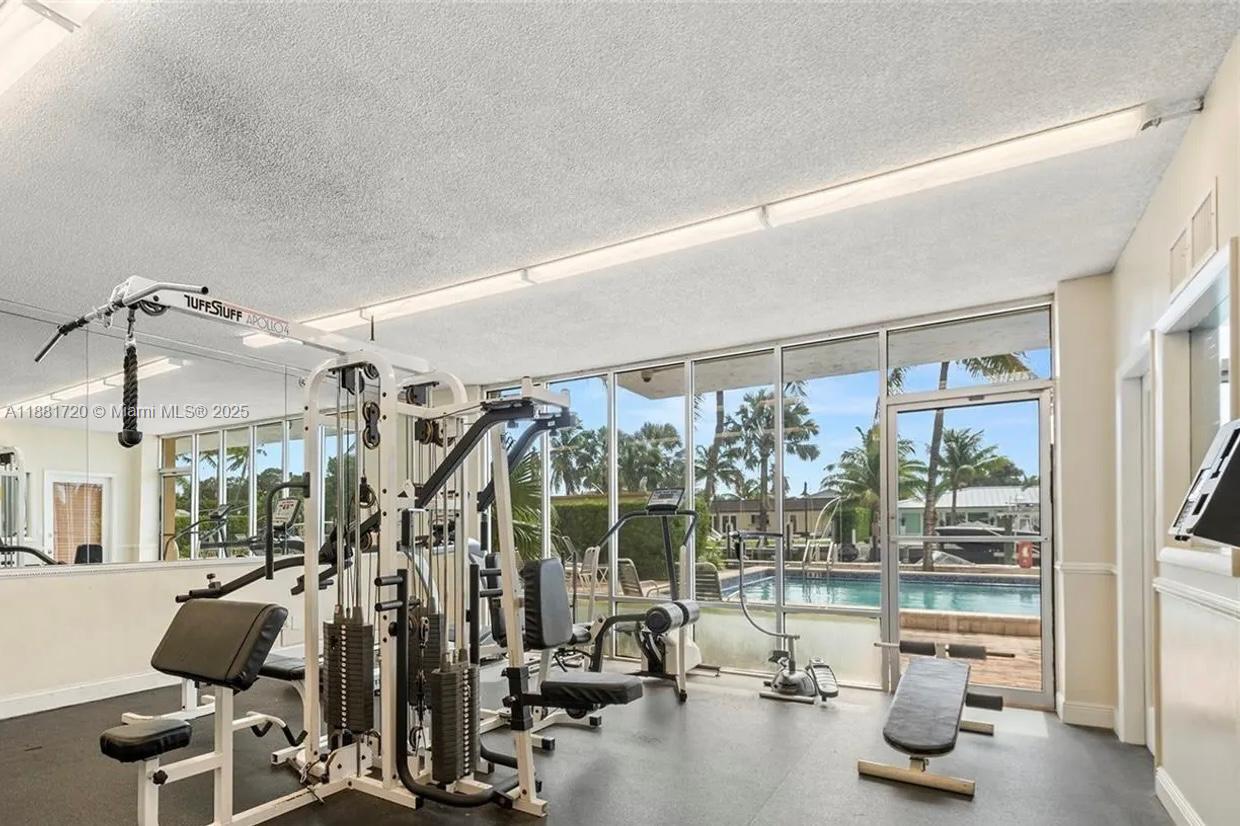 VECINO DEL MAR CONDO - Residential Lease