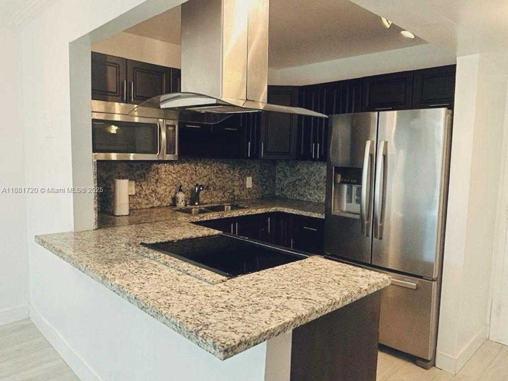 VECINO DEL MAR CONDO - Residential Lease