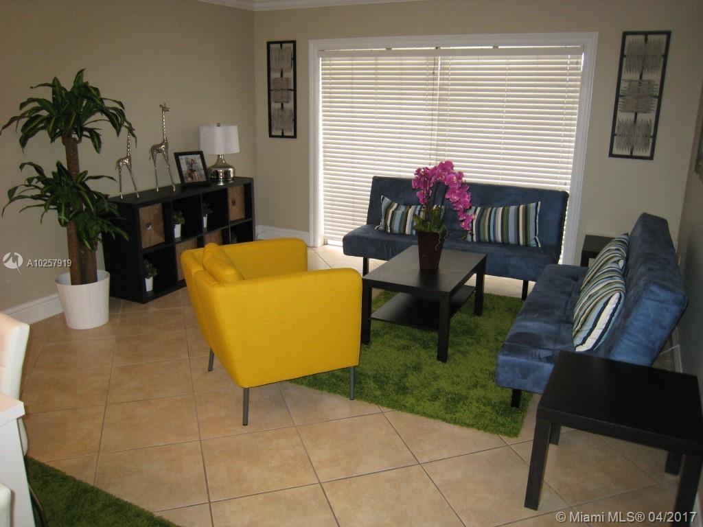 VILLAGE OF KINGS CREEK CO - Residential Lease