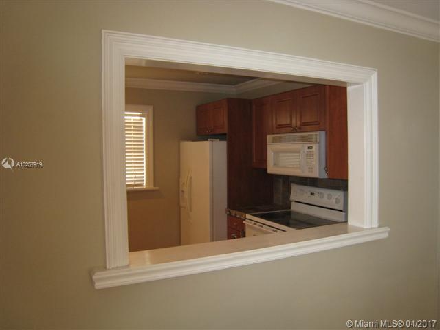 VILLAGE OF KINGS CREEK CO - Residential Lease