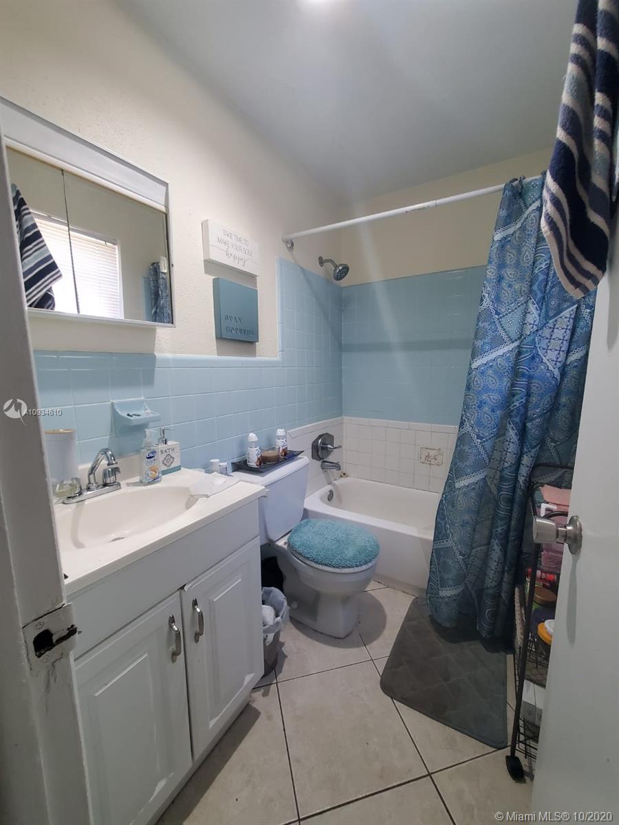NORTH HOLLYWOOD - Residential Income