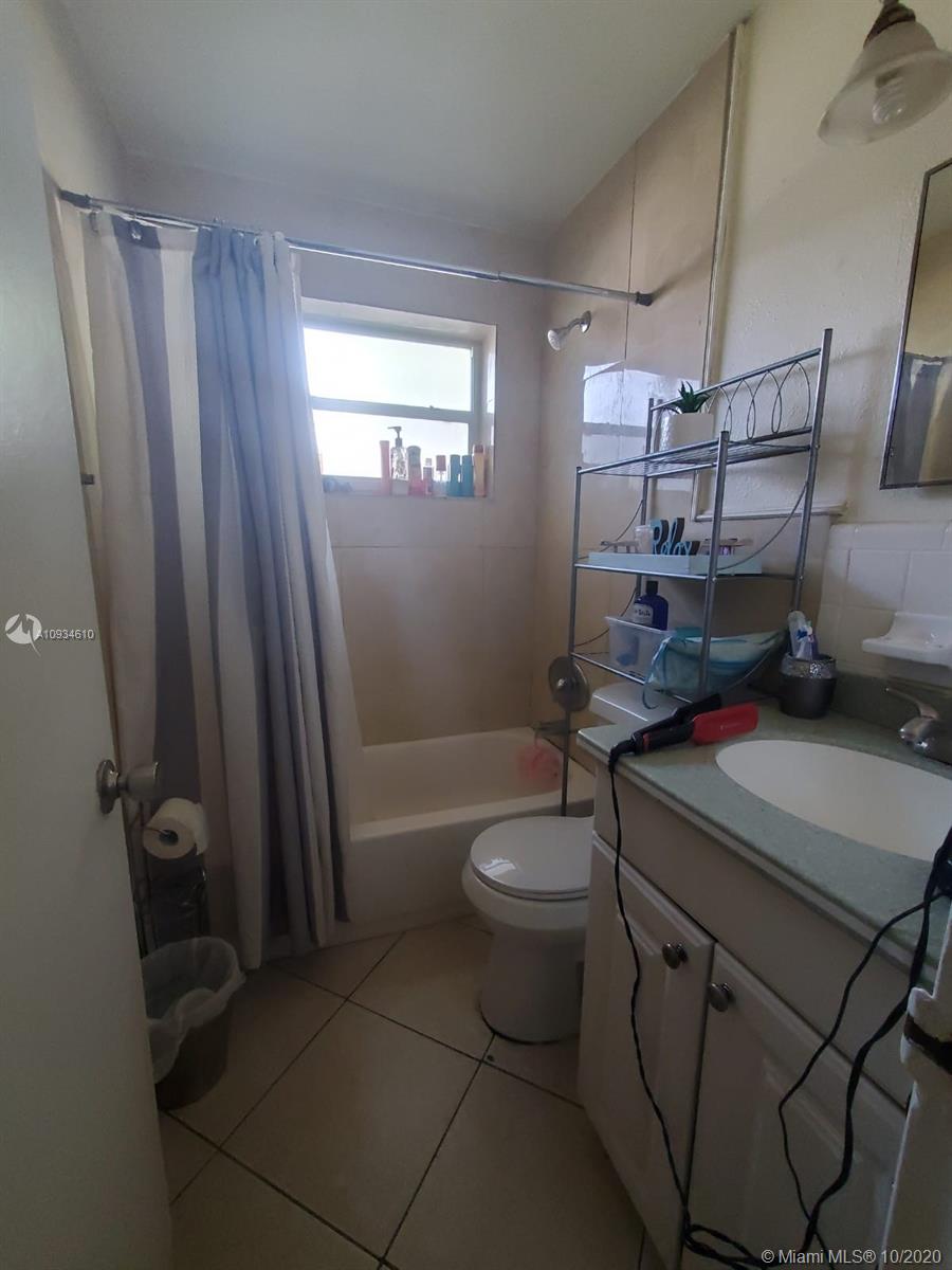 NORTH HOLLYWOOD - Residential Income