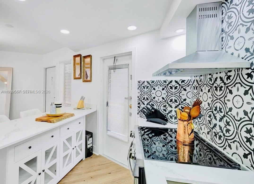 SKY LAKE GARDENS NO 4 CON - Residential