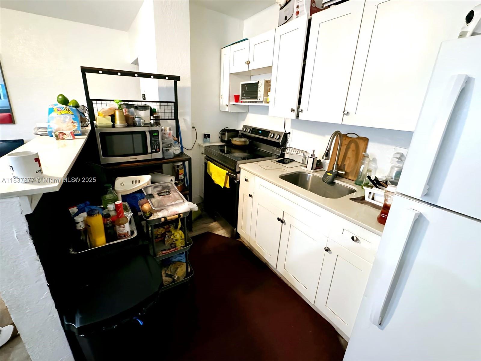 STEPHEN MANOR - Residential Income