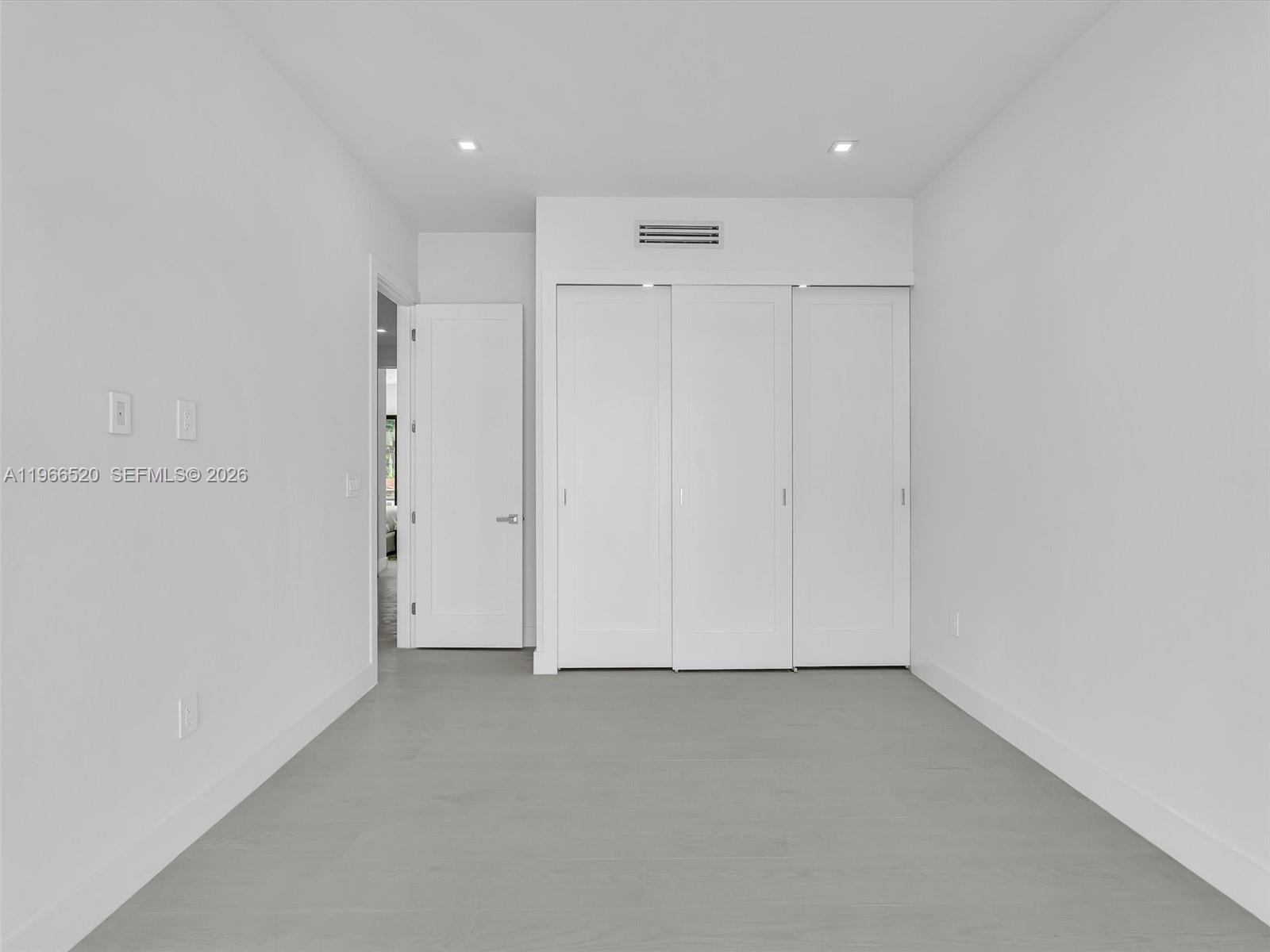 H20 DANIA BEACH - Residential