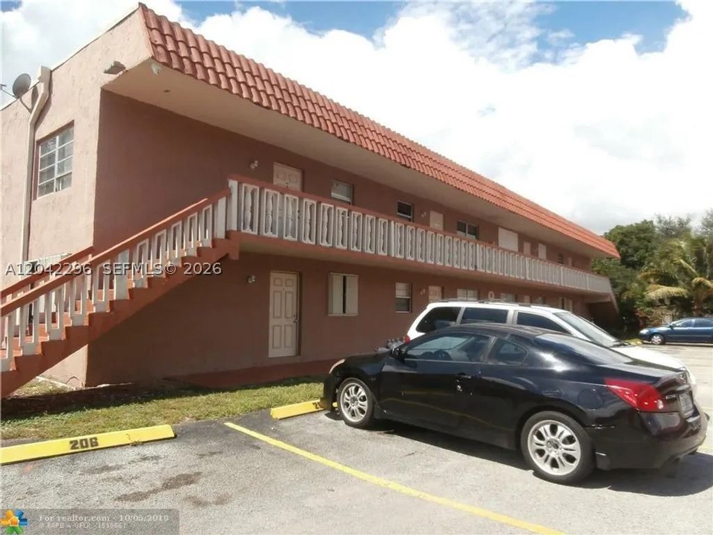 Photo of 7830 NW 33rd St #206, Davie, FL 33024 (MLS # A12042296)