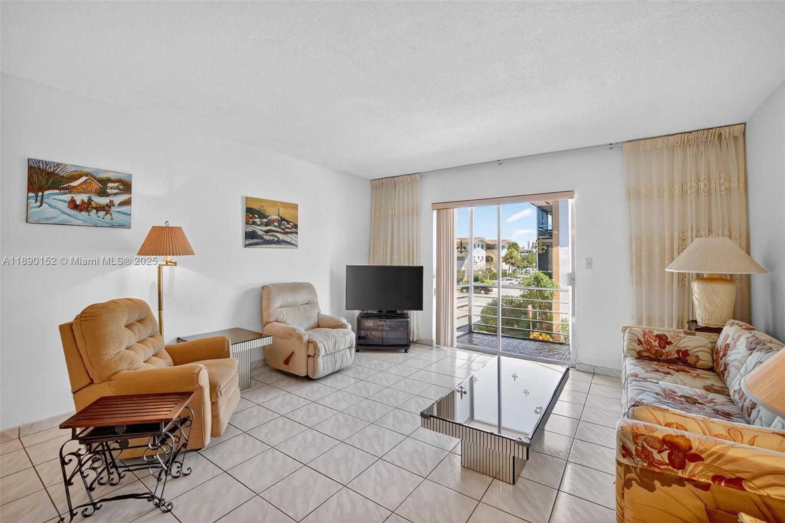 MAR-LEN GARDENS NO 9 CORP - Residential