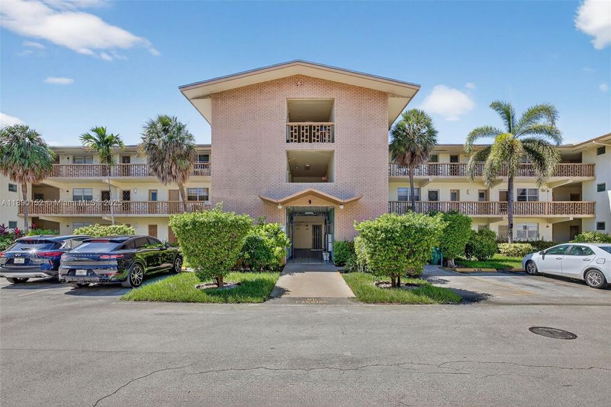 Light and bright unit with 1 Bedroom & 1 Bathroom at the Mar-Len Gardens in building 9. Tile floor throughout, this one will sell all furnished and turnkey.  This is the largest model (Deluxe model) with the screened balcony directly accessible from the living room. Equipped with 2 AC.  Hopa Verified Community with lots of activities and fun. COOP with land lease. Cash only, No Rental 1st year, then once a year for a max of 4 months, Gated community with 2 pools, clubhouse, gym. Only 3 miles to the beach! Closed to the restaurants and stores. Monthly fees of $880 are including the land lease (until 2064), the maintenance and the property taxes that you will not have to pay at the end of the year. Such a great opportunity to own a place in Miami!