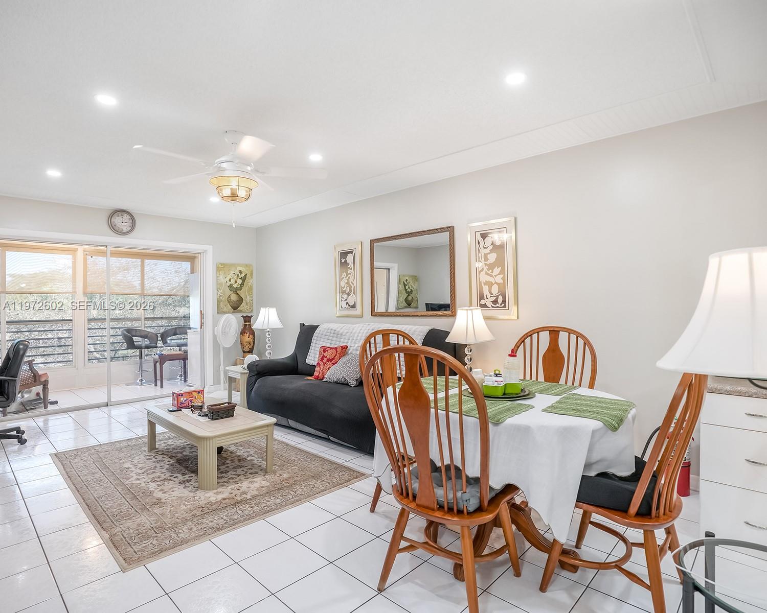 SUNRISE LAKES 88 CONDO - Residential