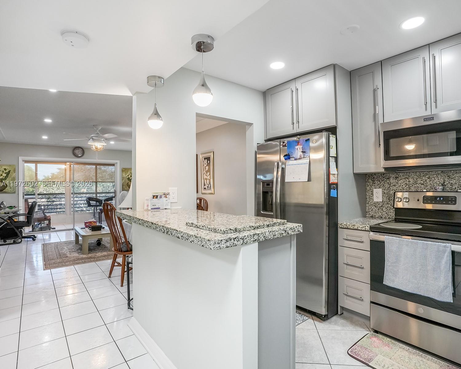 SUNRISE LAKES 88 CONDO - Residential