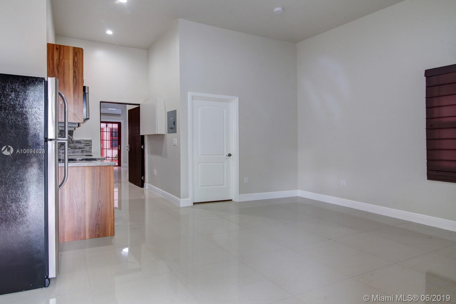 Bryan Sub Of Blk 22 Ft La - Residential Lease