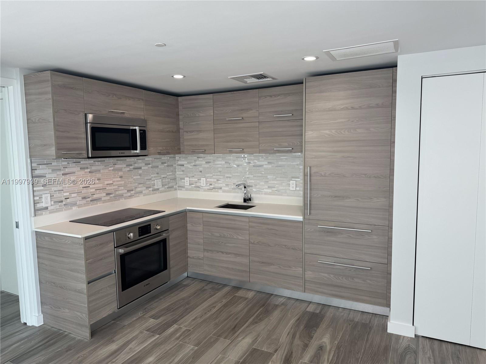 1300 S MIAMI AVENUE CONDO - Residential Lease