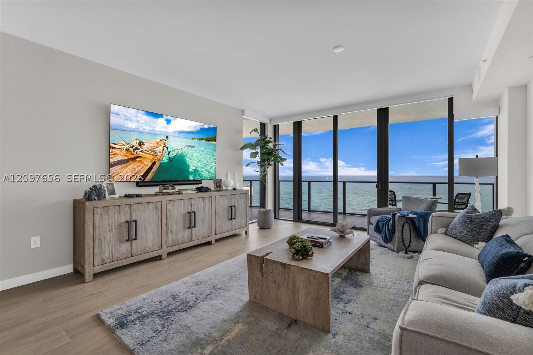 1116 N Ocean Blvd 906