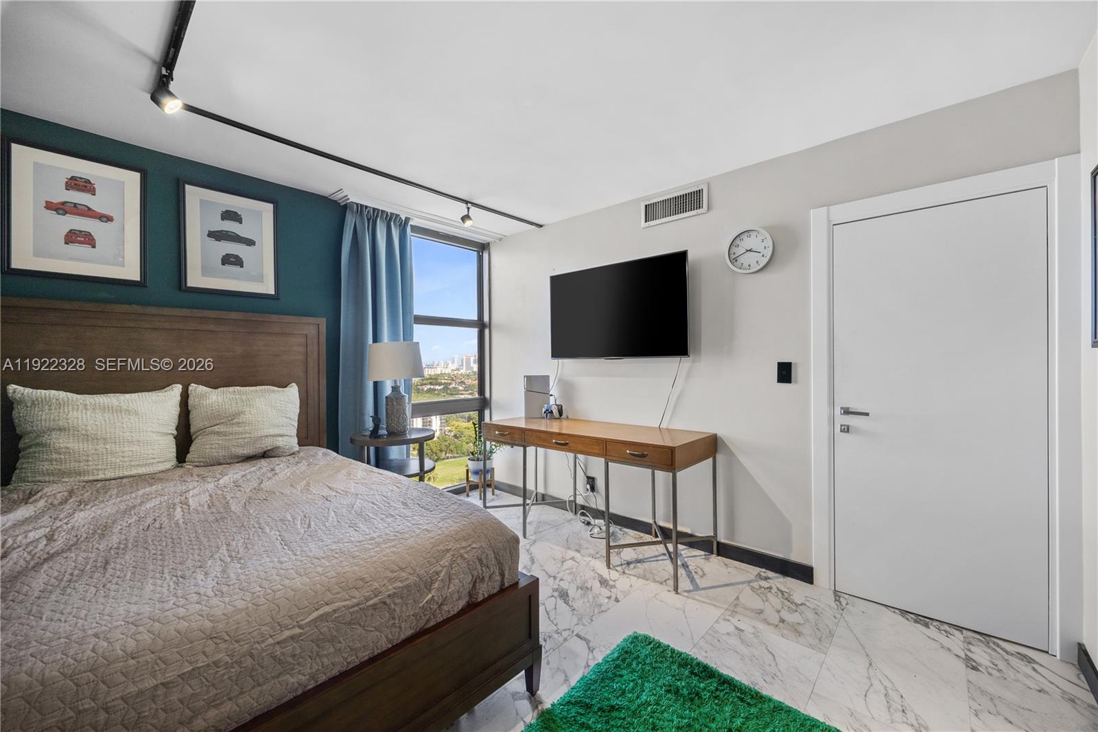 CORONADO CONDO- TOWER II - Residential