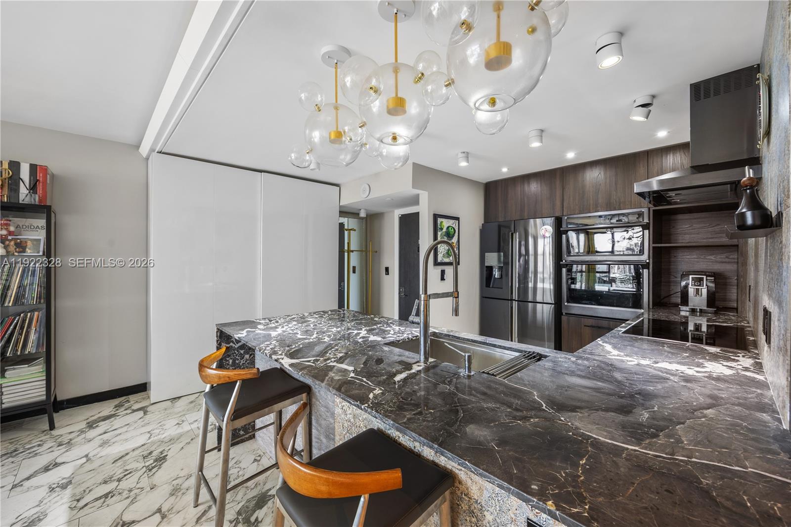 CORONADO CONDO- TOWER II - Residential