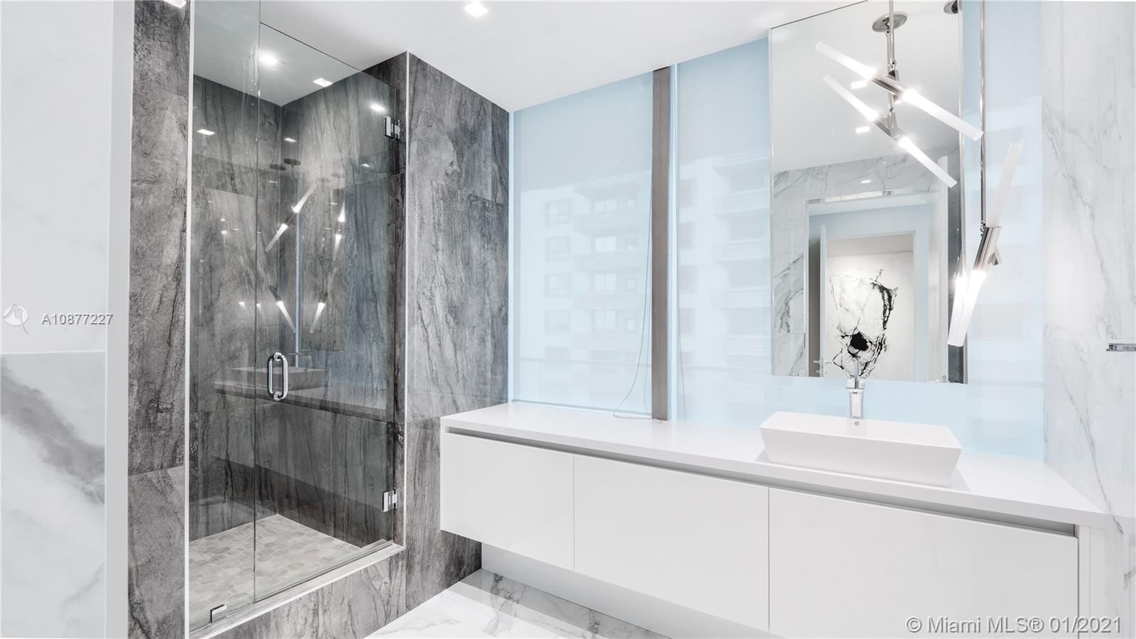 OCEANA BAL HARBOUR CONDO - Residential